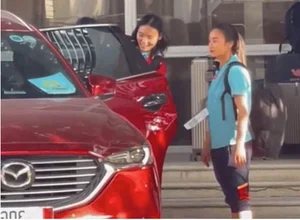 Vietnam Women’s Football Star Spotted in Sweet Moment with Boyfriend - image 3