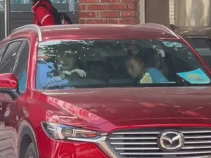 Vietnam Women’s Football Star Spotted in Sweet Moment with Boyfriend - image 1