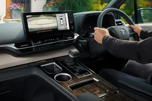 2025 Toyota Sienna Debuts: A Practical Challenger to the Kia Carnival - image 10