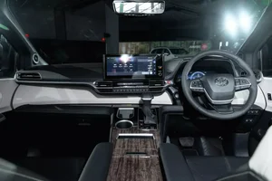 2025 Toyota Sienna Debuts: A Practical Challenger to the Kia Carnival - image 9