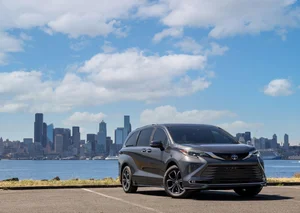 2025 Toyota Sienna Debuts: A Practical Challenger to the Kia Carnival - image 7