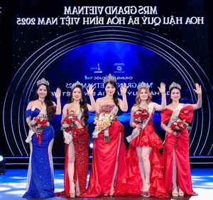Nguyen Thi Thua Crowned Mrs Grand Vietnam 2025 - image 2