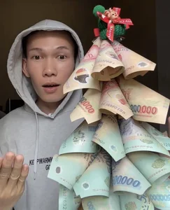 Unique Christmas Tree Designs That Every Woman Will Fall in Love With - image 2