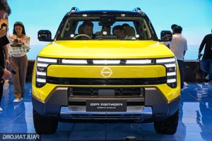 Nissan Unveils New Electric Pick-up: Navara's Big Brother Coming Soon? - image 5