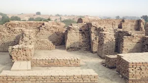 Unsolved Mysteries: The Dramatic Collapse of Eight Great Ancient Civilizations - image 2
