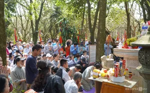 Discover the Sacred Am Tien Relic on Vietnam's Ngan Nua Mountain - image 1