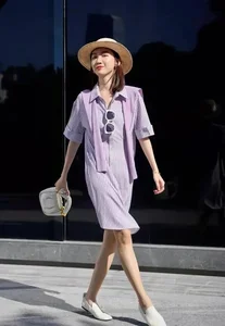 Flattering Fall 2023 Dress Trends to Keep Women Over 40 Looking Youthful - image 3
