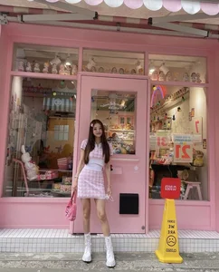 Barbiecore Fashion Trend: How to Rock the Iconic Pink Doll-Inspired Look - image 8