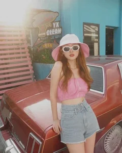 Barbiecore Fashion Trend: How to Rock the Iconic Pink Doll-Inspired Look - image 3