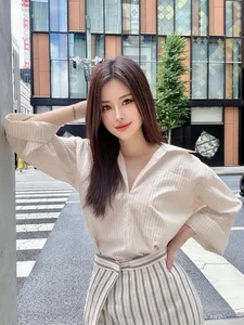 Billionaire Hoang Kieu's Daughter-in-Law Maintains Stunning Figure After Two Children - image 4