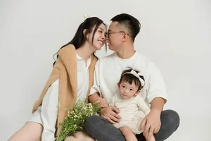 Inside the Lavish Wedding of a Vietnamese Runner-up Featuring Traditional Gold Jewelry - image 0