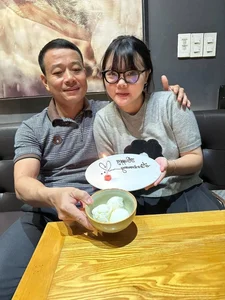 The Heartfelt Conclusion to a Viral 20-Year Age Gap Love Story - image 2