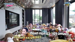 Comedian Le Duong Bao Lam Hilariously Spoils Wife Despite Her Strange Hobbies - image 4