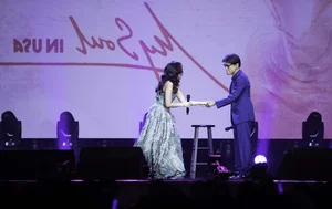 Legendary Duet: Tuan Ngoc and My Tam Share the Stage for the First Time - image 4