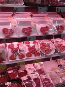 Hilarious and Bizarre Valentine's Day Gifts That Shocked Partners - image 3