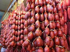 Tung Lo Mo: Discovering the Unique Cham Beef Sausage of An Giang - image 5