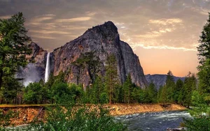 Exploring the Majestic Heights of North America's Tallest Waterfall: A Nature Lover's Guide - image 7