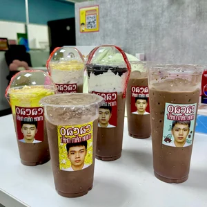 Gen Z Marketing Genius: The Viral Cocoa Shop Taking Social Media by Storm - image 11