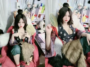 Vietnamese Cosplayer Goes Viral with Stunning Nine-Tailed Fox Cosplay - image 7