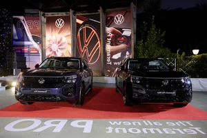 Volkswagen Teramont Pro: SUV 7 Chỗ Cao Cấp Chính Thức Ra Mắt Tại Việt Nam Với Giá Từ 2,8 Tỷ Đồng - image 10