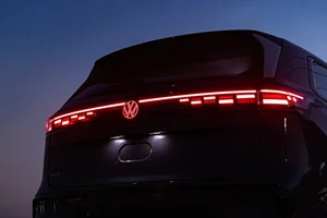 Volkswagen Teramont Pro: SUV 7 Chỗ Cao Cấp Chính Thức Ra Mắt Tại Việt Nam Với Giá Từ 2,8 Tỷ Đồng - image 15