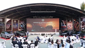 Volkswagen Teramont Pro: SUV 7 Chỗ Cao Cấp Chính Thức Ra Mắt Tại Việt Nam Với Giá Từ 2,8 Tỷ Đồng - image 26