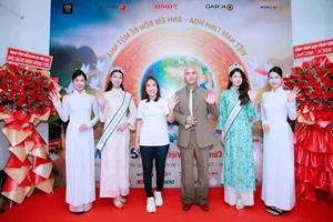 A Tuân Launches 72-Hour Global Campaign with 108 Artists for Hit Song Lệ Ngang Trời - image 0
