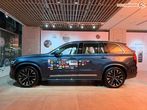 Luxury SUV Volvo XC90 2026 Launched in Vietnam with Competitive Pricing - image 0