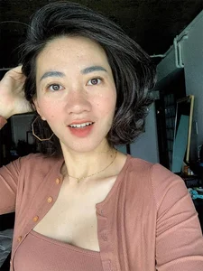 Meet Quynh Chi: The Beautiful Wife of Renowned Composer Huy Tuan - image 0