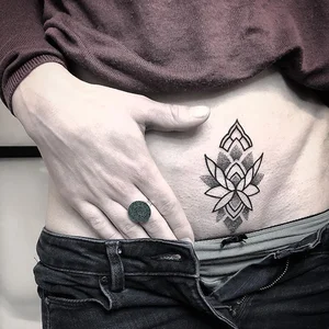 Delicate Intimate Tattoos for Women: Elegant and Seductive Design Ideas - image 30
