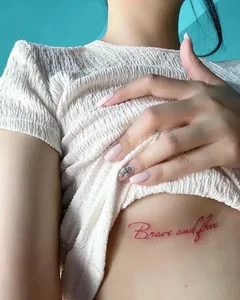 Delicate Intimate Tattoos for Women: Elegant and Seductive Design Ideas - image 37