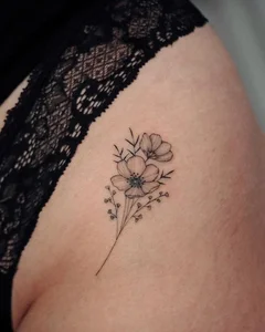 Delicate Intimate Tattoos for Women: Elegant and Seductive Design Ideas - image 1