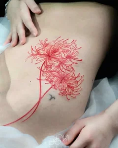 Delicate Intimate Tattoos for Women: Elegant and Seductive Design Ideas - image 42