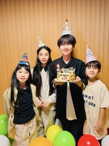 Director Ly Hai Shares Heartwarming Family Moments: A Glimpse into His Happy Home Life - image 7