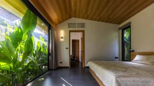 Modern Thatch Roof Villa in Ho Chi Minh City: A Fusion of Tradition and Luxury - image 1