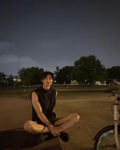 Byeon Woo Seok Biography: The Versatile Rising K-Drama Star - image 34