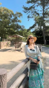 Vietnamese Stars Social Media Highlights: Bao Thy Meets Erling Haaland? - image 23