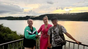 Vietnamese Stars Social Media Highlights: Bao Thy Meets Erling Haaland? - image 28