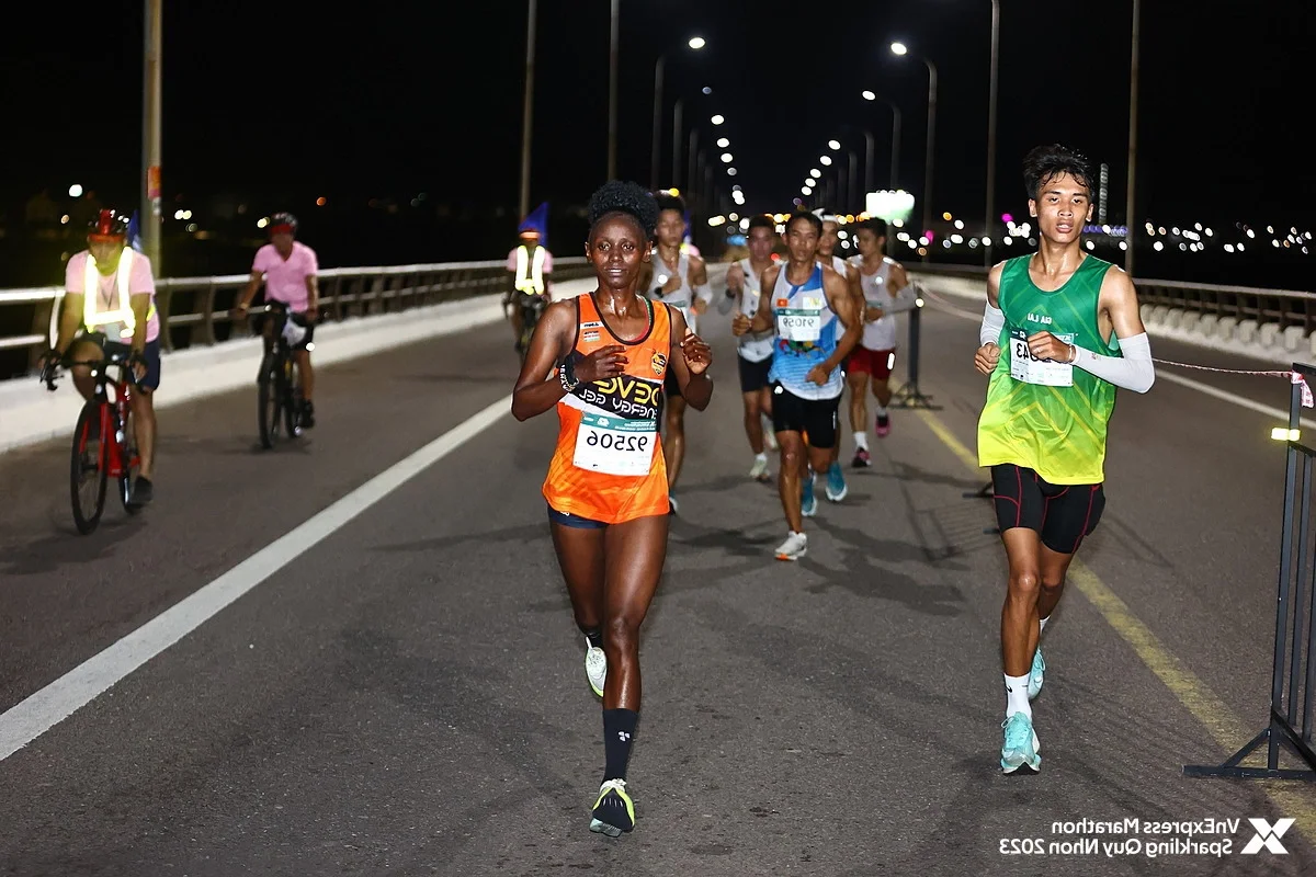 Memorable Highlights from 5 Seasons of VnExpress Marathon Quy Nhon