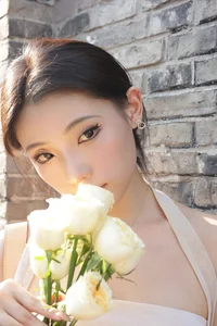 Artistic Expression in Photography: YiTuYu Art Language Vol.5686 with Wu Rui - image 3