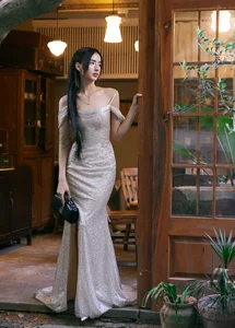 The Captivating Beauty of the 21-Year-Old Star from 'Ip Man' - image 5