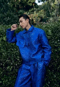 Vibrant Spring Fashion: Designers Vũ Ngọc and Son Unveil Colorful Collection with Hữu Long and Tú Anh - image 1