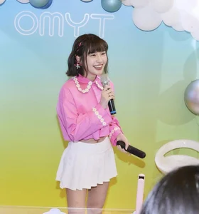 Taiwan's Age-Defying Cheerleader Goddess Captivates Global Fans - image 7