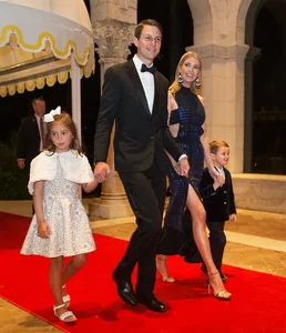 Admiring the Elegant Fashion and Timeless Beauty of Ivanka Trump - image 2
