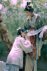 YiTuYu Art Language Vol.9846: Comprehensive 24P Gallery of He Li Han - image 15