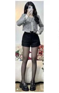 Elegant and Chic Ways to Style Pantyhose for Modern Fashion - image 9