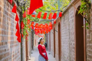 Red Flag Trend: The Best Patriotic Check-In Spots in Hanoi - image 3