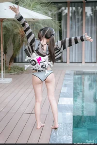 Stunning Cosplay Gallery: KuukoW No.171 Featuring Elegant Grey Bikini Style - image 25