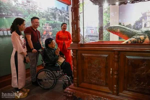 Experience the Mystery of Hanoi: The Enchanting Ngoc Son Temple Night Tour and the Legend of King Le Loi - image 6