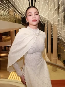 From Banker's Daughter to Top Vietnamese Celebrity Living in a 30 Billion VND Mansion - image 10